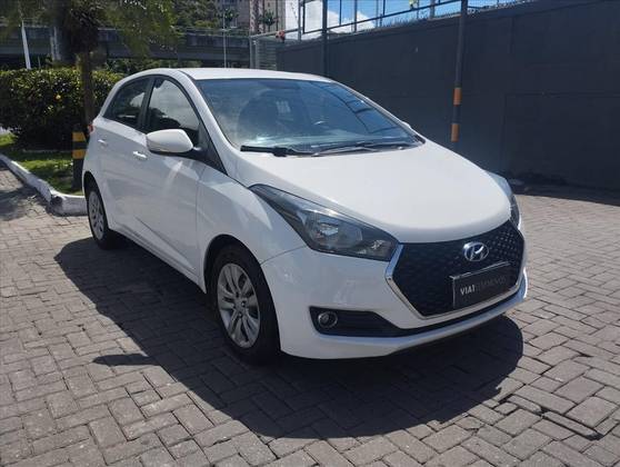 HYUNDAI HB20 1.0 COMFORT 12V FLEX 4P MANUAL